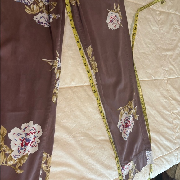 Johnny Was Printed Trousers with a Paperbag Waist - Picture 11 of 11